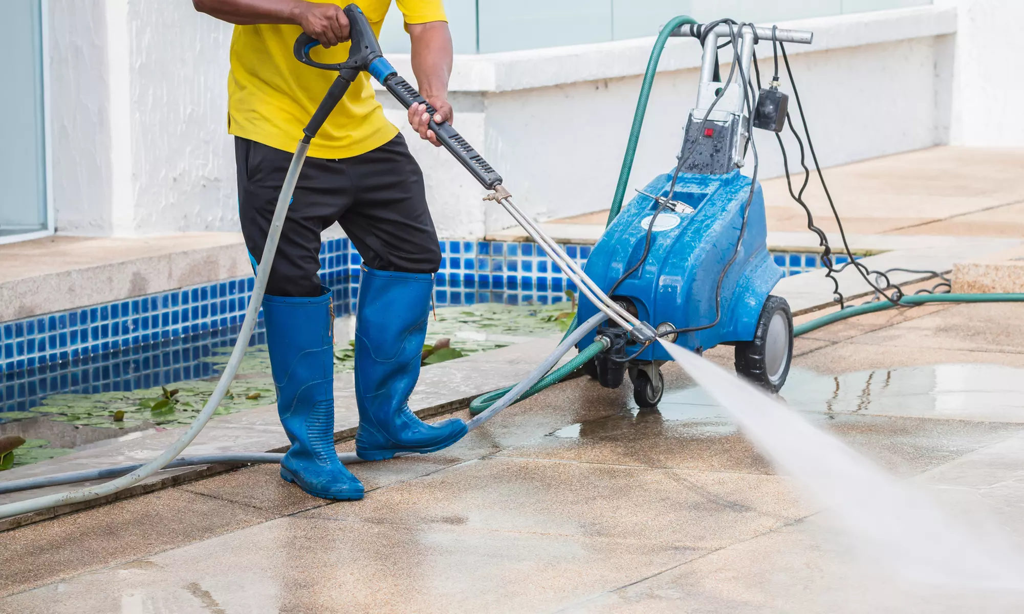 Difference Between Power Washing and Pressure Washing